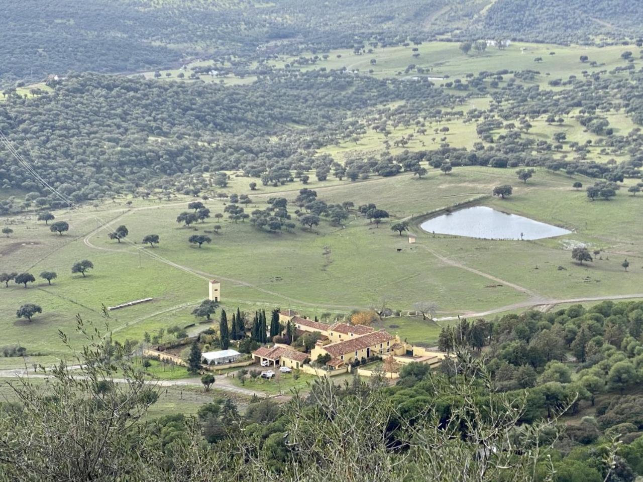 Finca La Alcolehuela En Parque Natural De Despenaperros Santa Elena Exterior foto